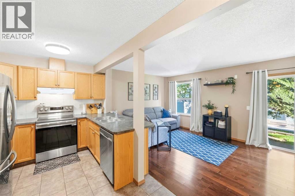 96 Eversyde Court property photo