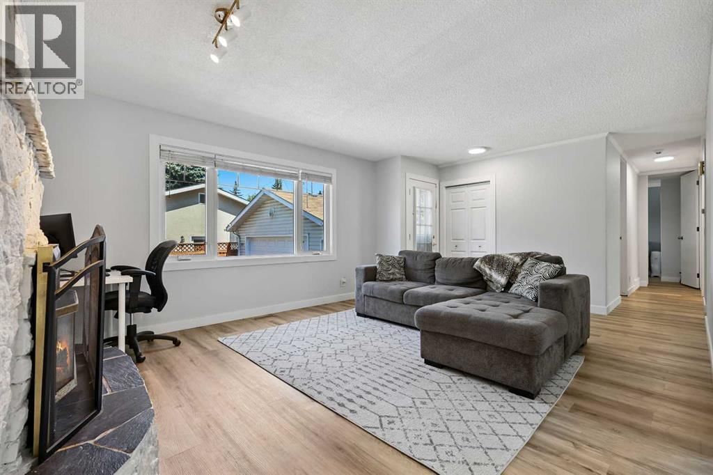 309 Olympia Drive property photo