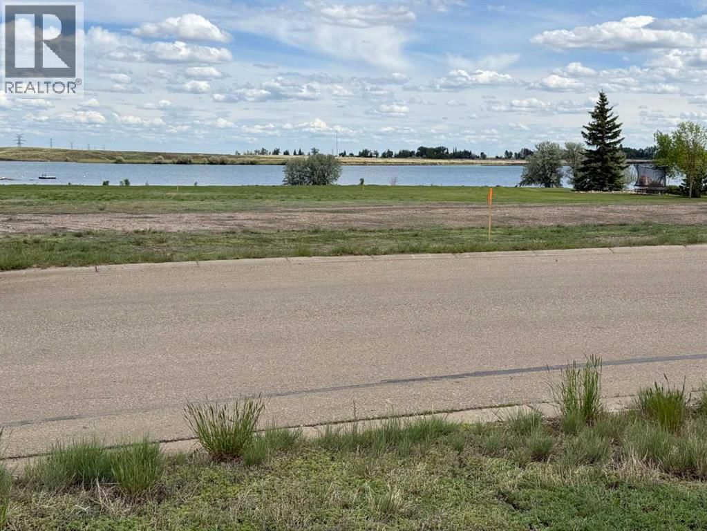 27 Kingfisher Estates, Lake Newell Resort, Alberta T1R 1C5