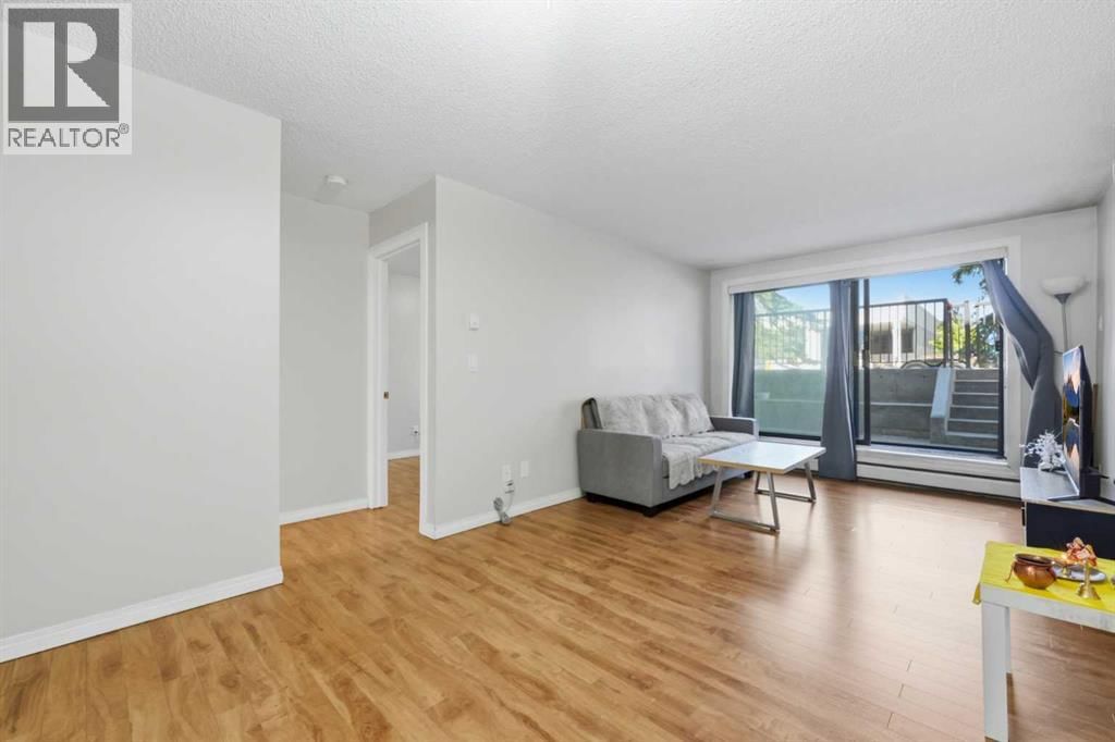 611 67 Avenue property photo