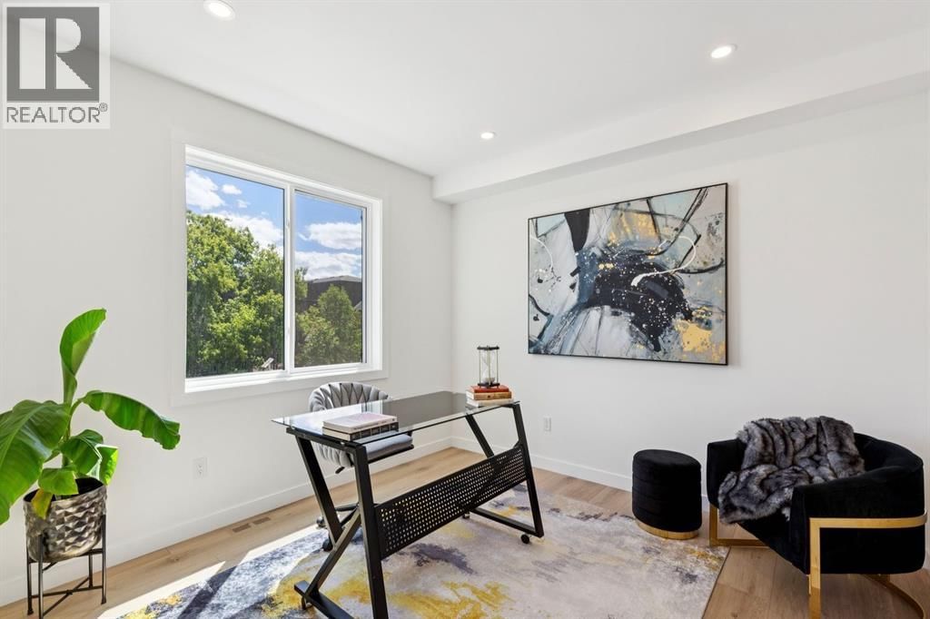 2402 Westmount Road property photo
