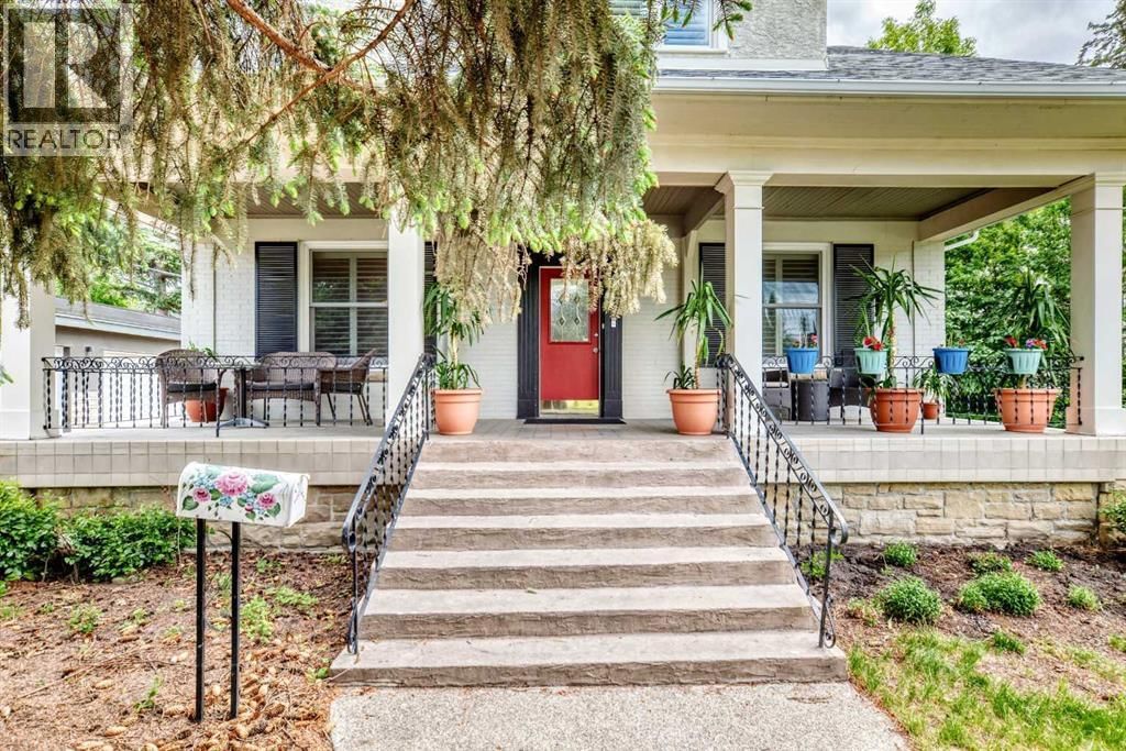 4112 8 Street property photo
