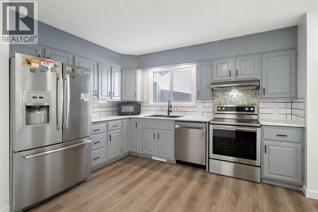 95 Beddington Way property photo