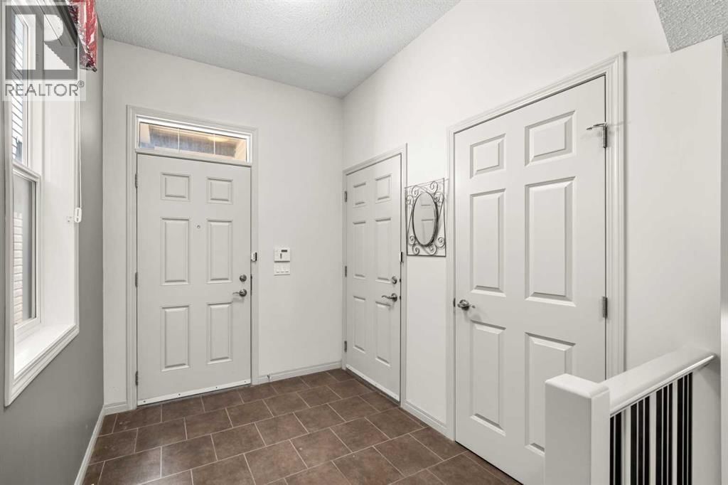 158 Skyview Point Crescent property photo