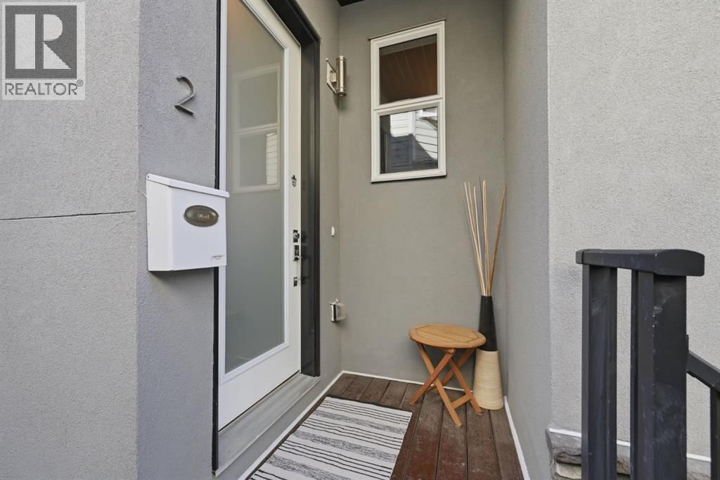 4620 17 Avenue property photo