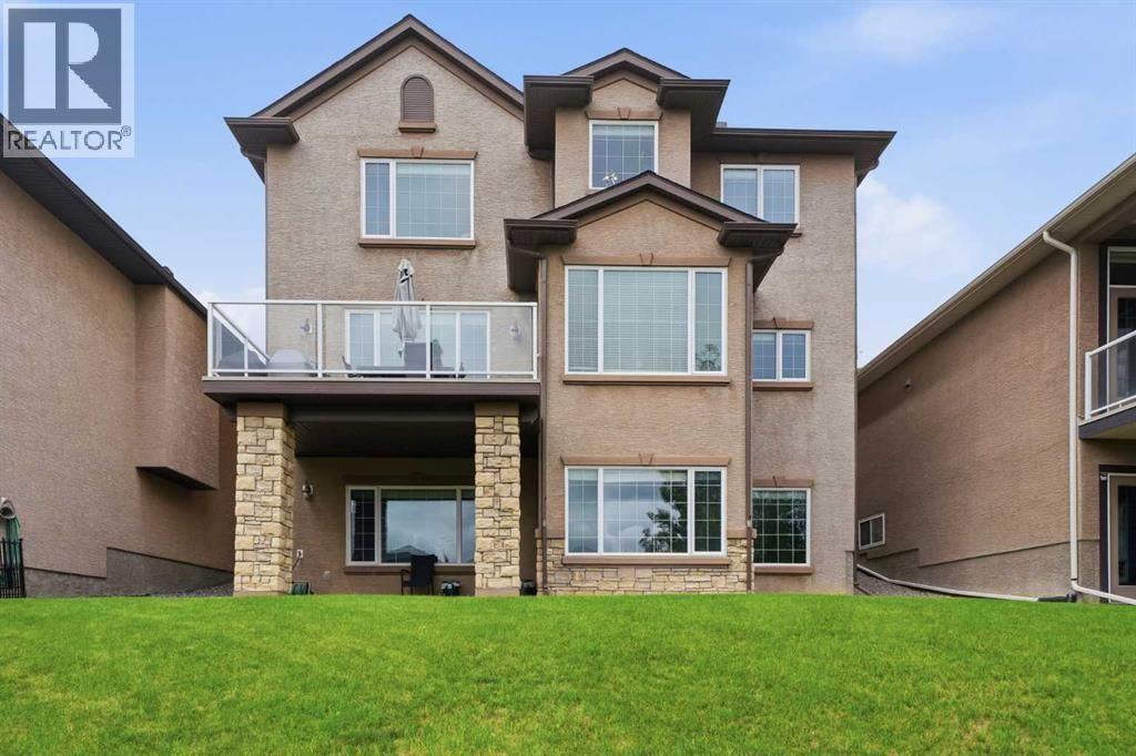 106 Panatella Crescent property photo