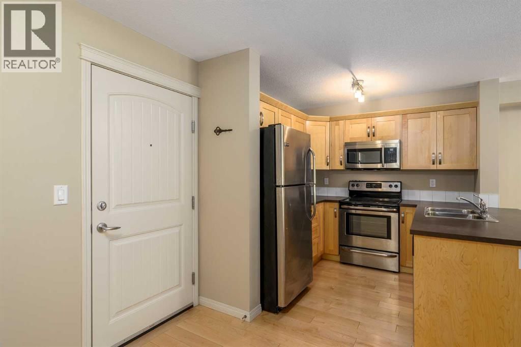 130 Panatella Street property photo