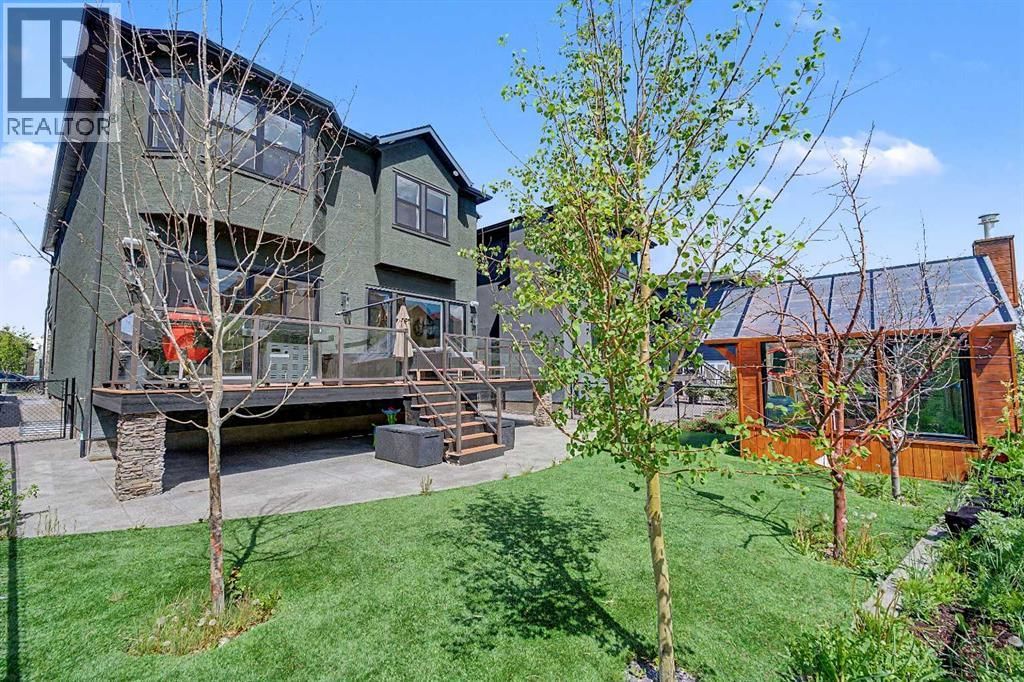 125 Hampstead Mews property photo