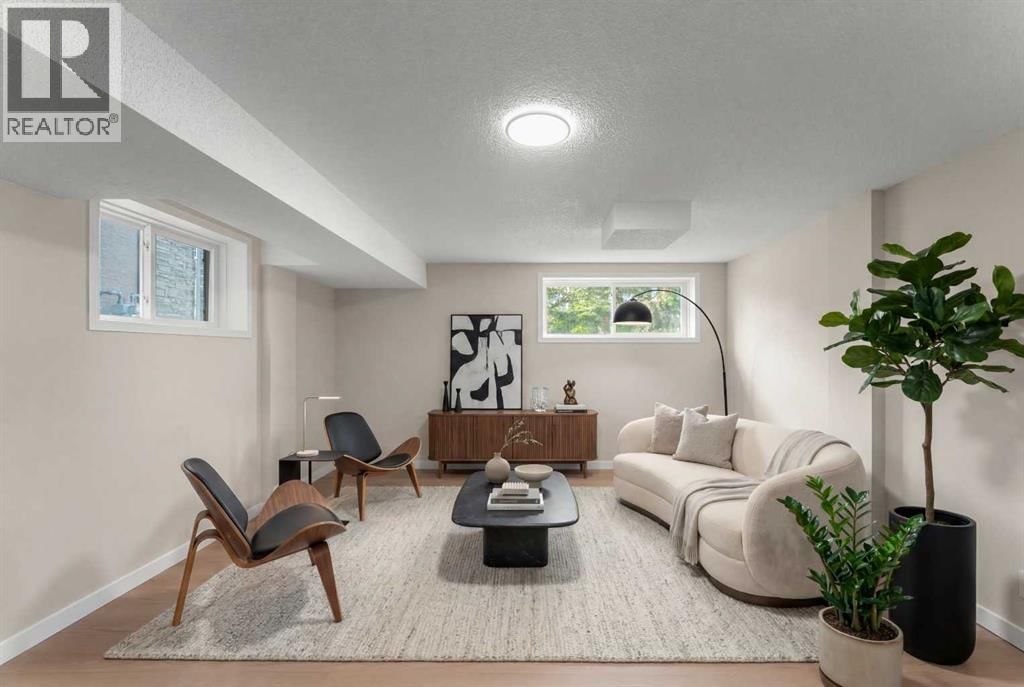 7609 36 Avenue property photo