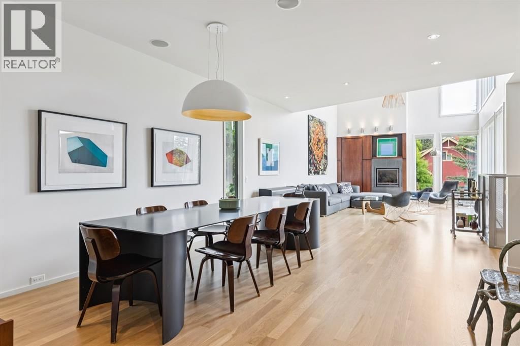 1119 15 Street property photo
