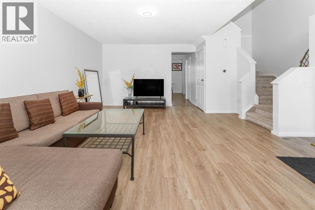 369 Martinwood Place property photo