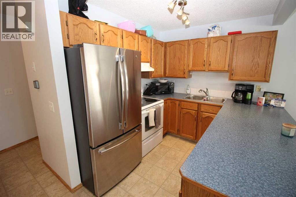 215 Millview Green property photo
