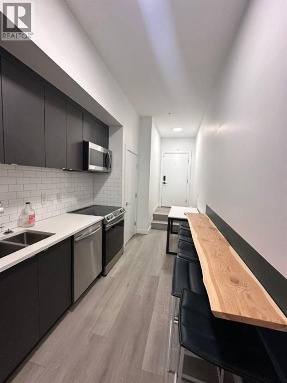 4535 Bowness Road Road property photo