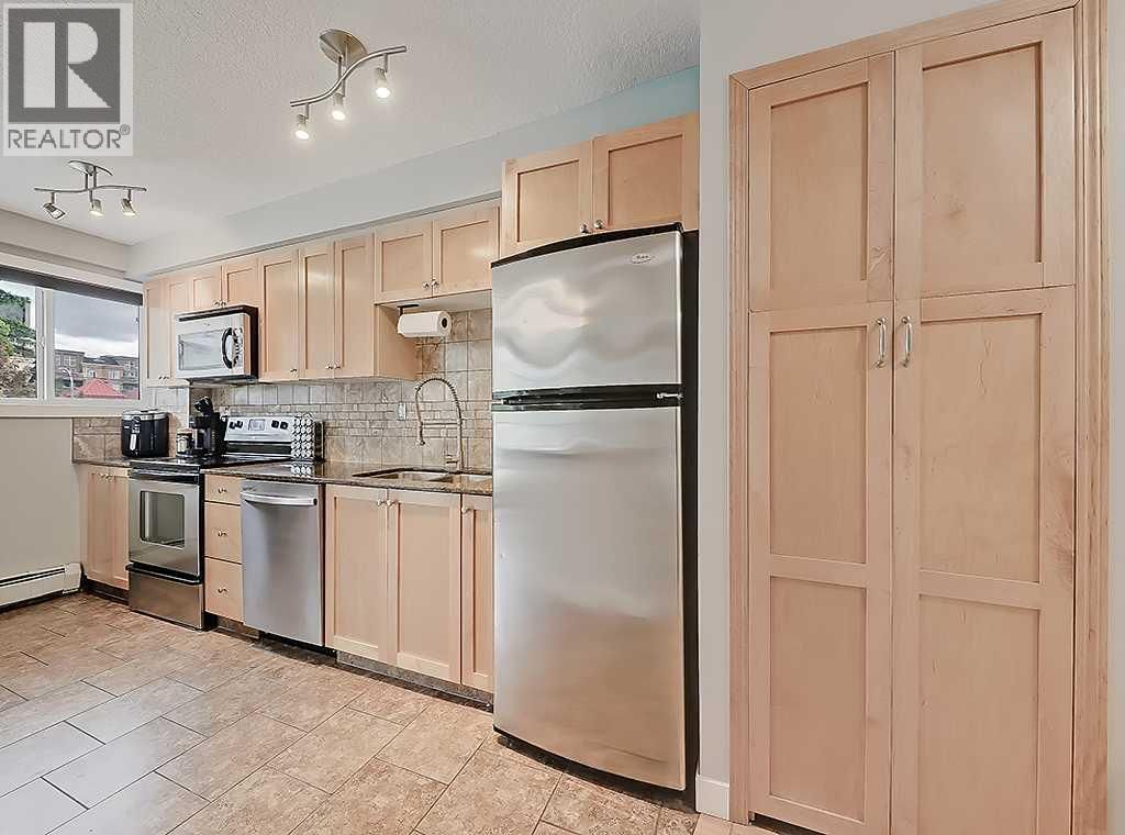1715 13 Street property photo