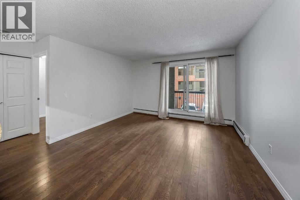 305 25 Avenue property photo