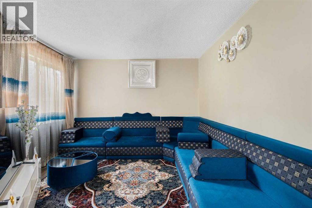 2519 38 Street property photo