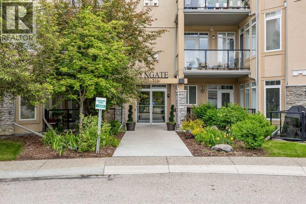 2121 98 Avenue property photo