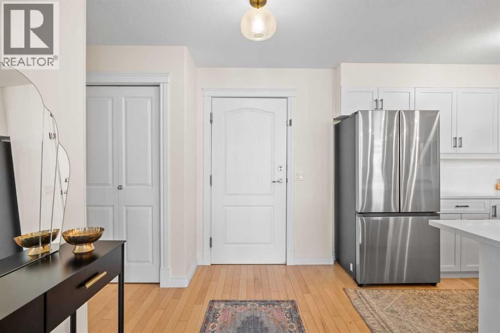 2121 98 Avenue property photo