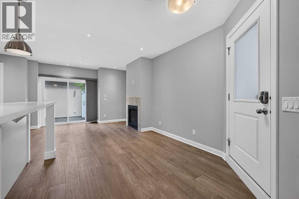 530 56 Avenue property photo