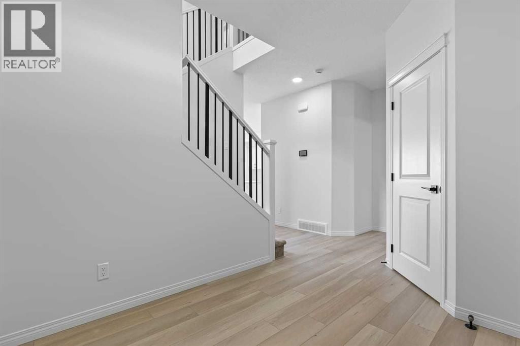 138 Corner Glen Square property photo