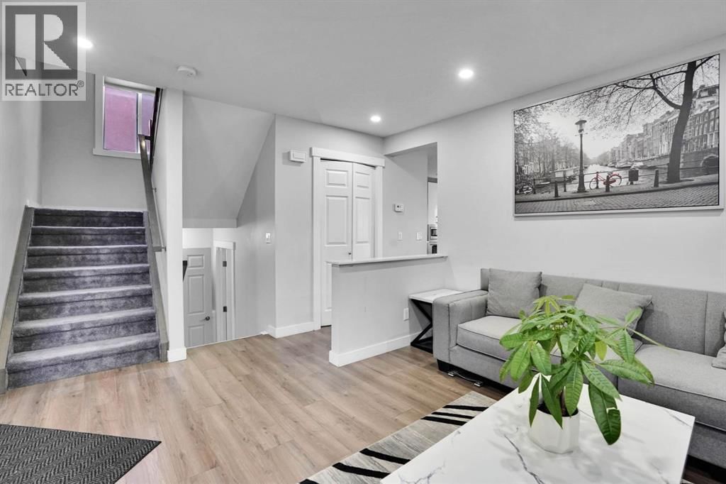 63 Saddlemont Crescent property photo