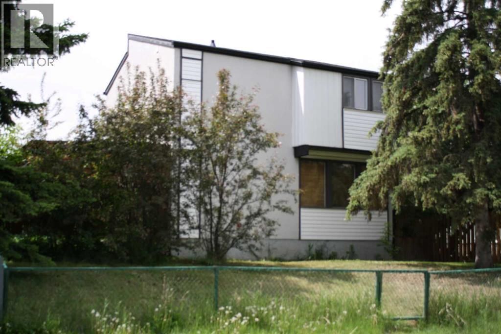 3052 32A Avenue property photo