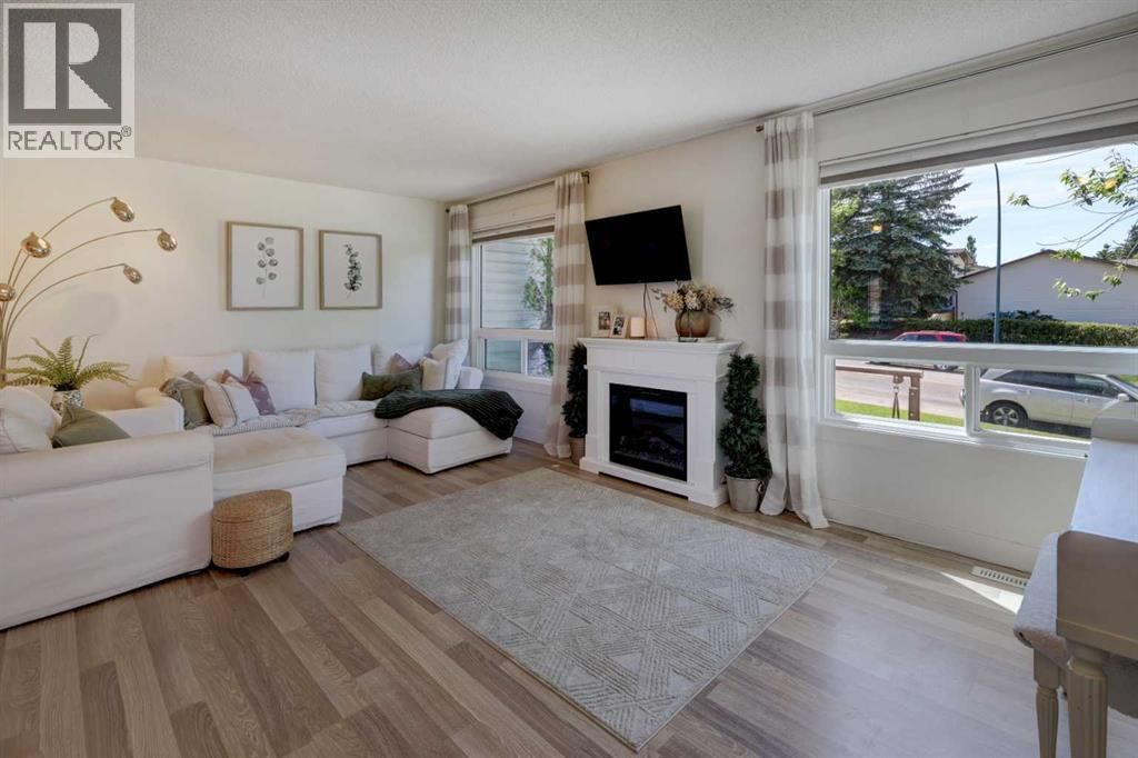 8320 Centre Street property photo