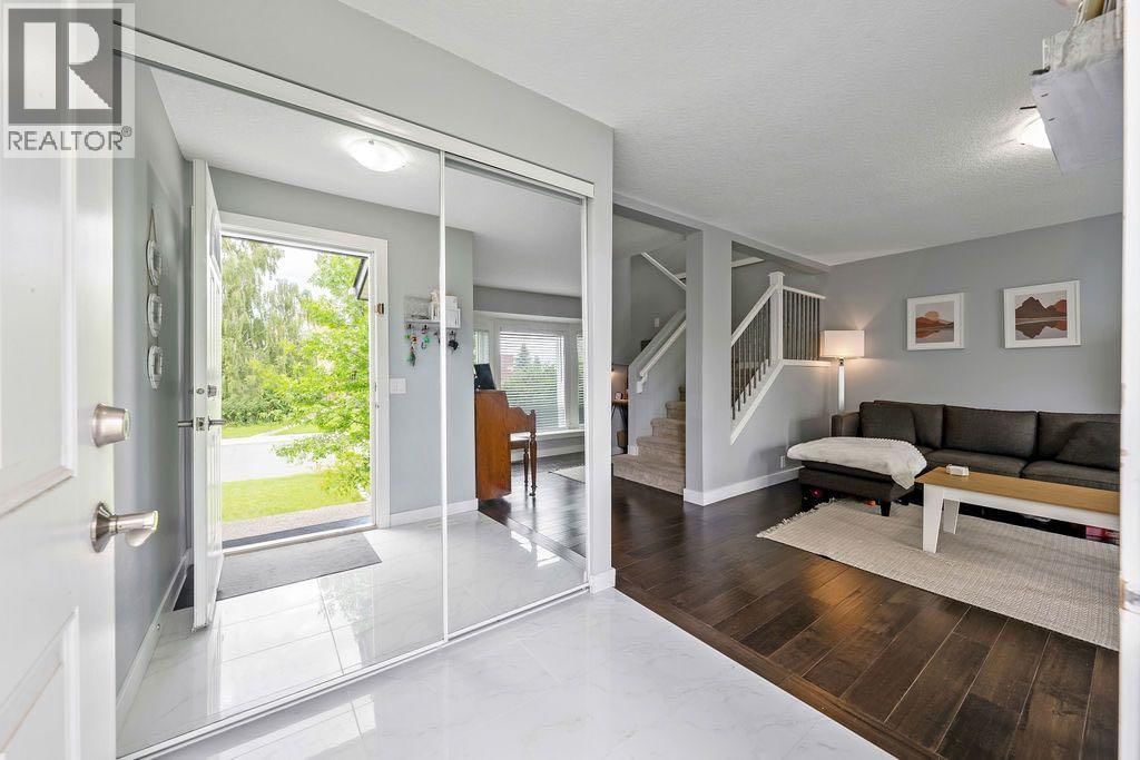 15 Woodmont Green property photo