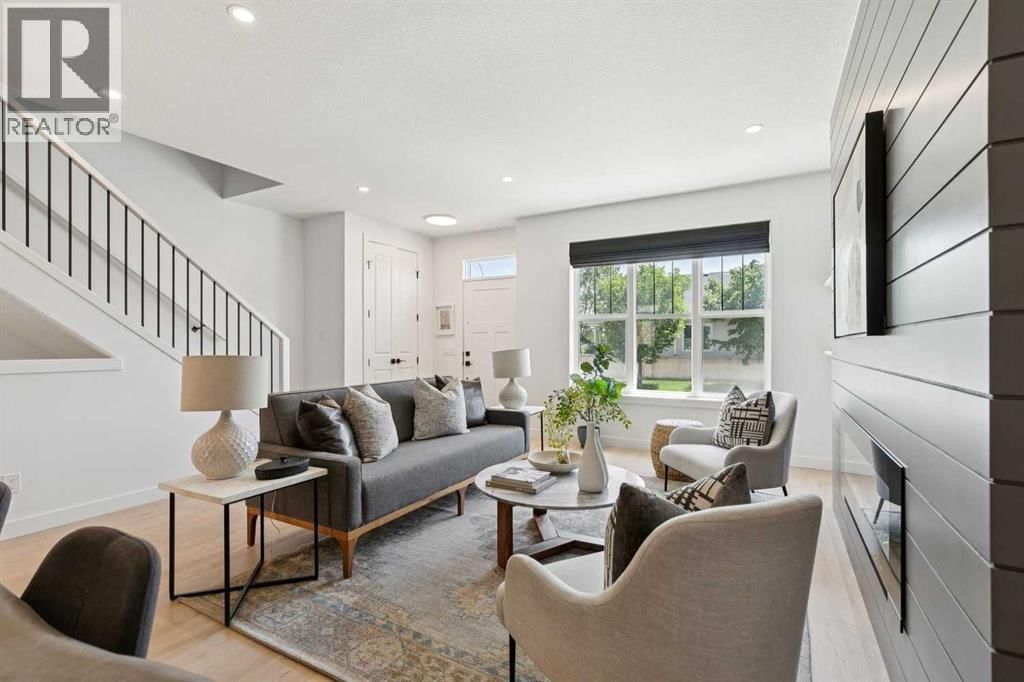 1927 42 Street property photo