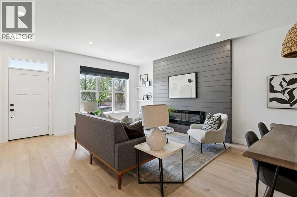 1927 42 Street property photo