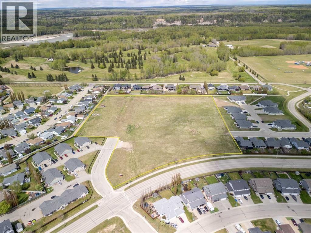9125 Mink Creek, Whitecourt, Alberta T7S 1H5