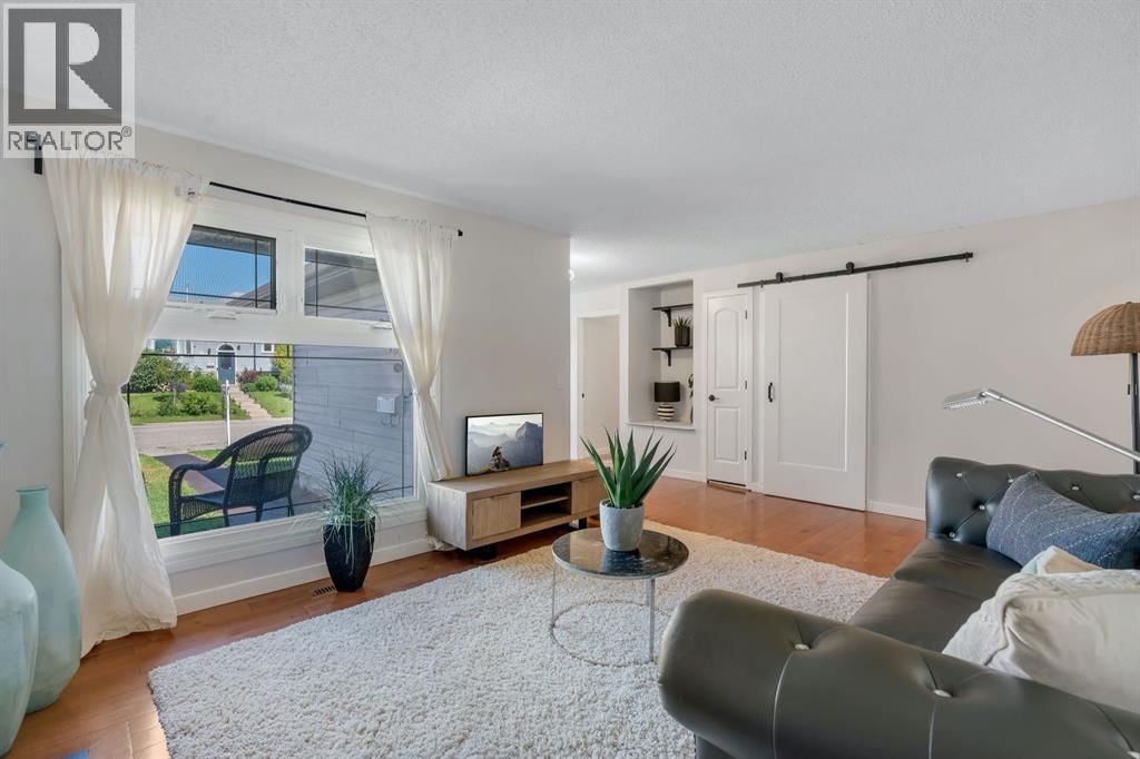 24 Shawcliffe Road property photo