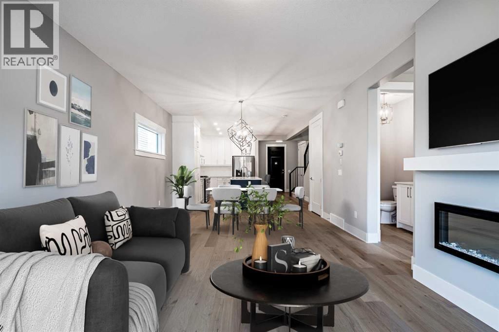 925 Reynolds Lane Southwest, Airdrie, Alberta T4B 5L7