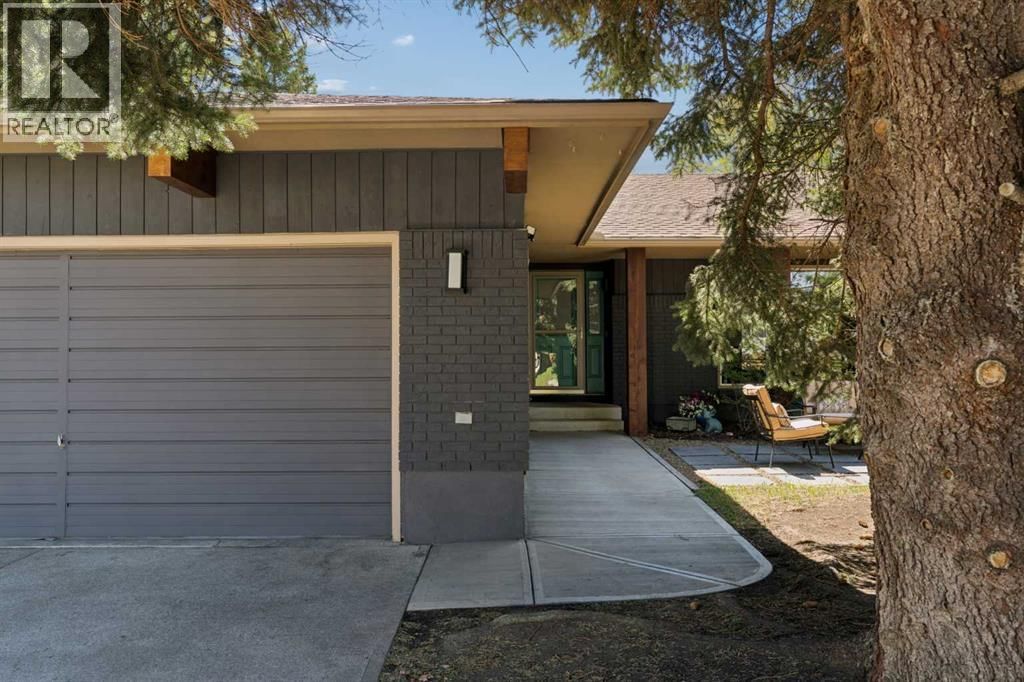 127 Parkglen Crescent property photo