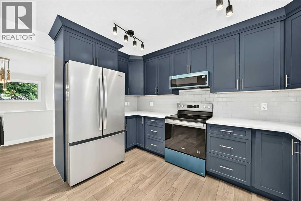 4016 37 Street property photo