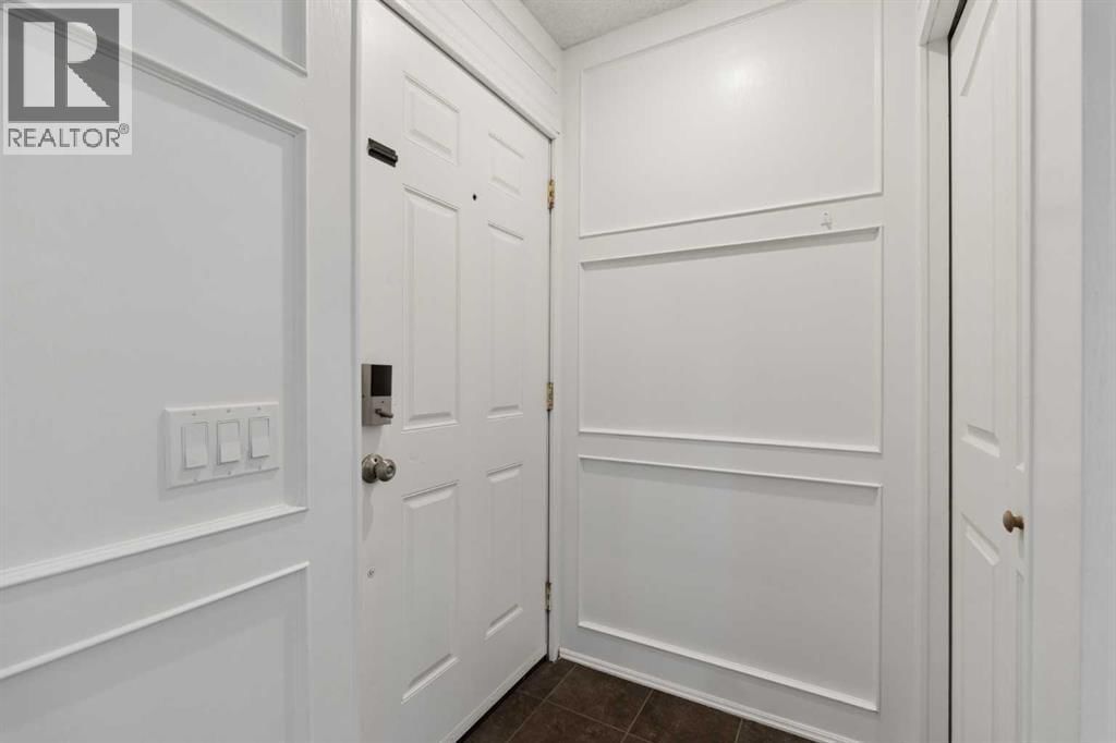 8011 Huntington Street property photo