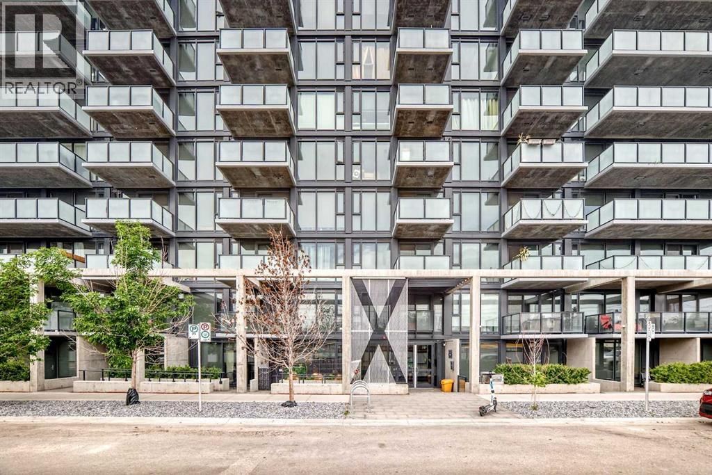 327 9A Street Northwest, Calgary, Alberta T2N 1T7