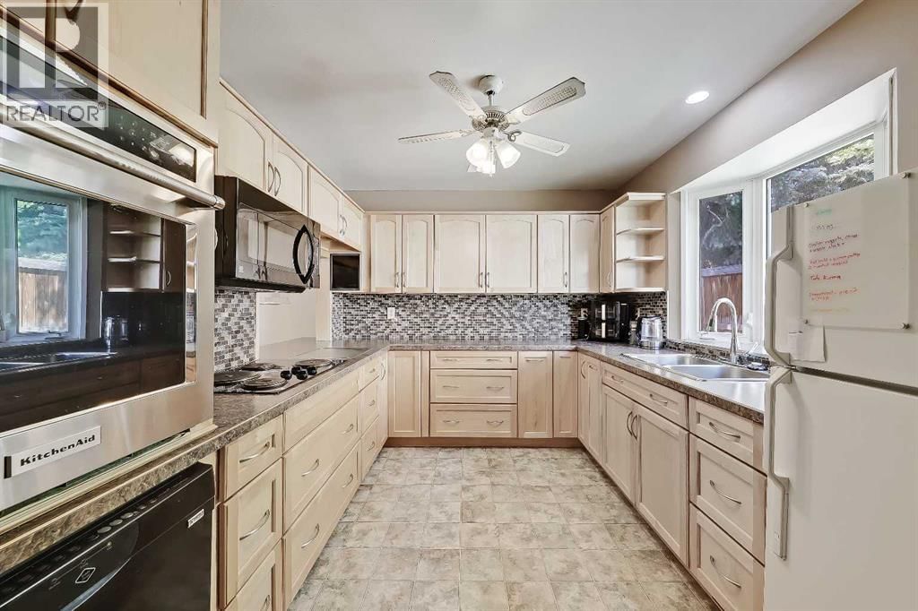 4315 Charleswood Drive property photo