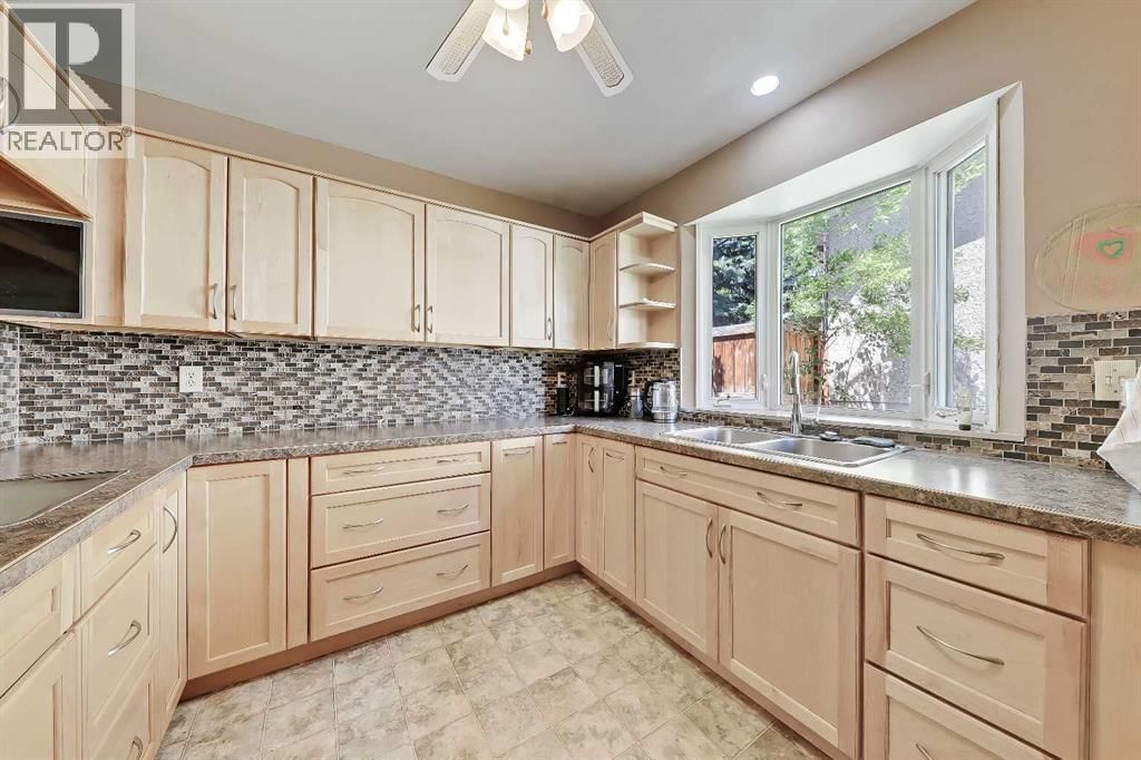 4315 Charleswood Drive property photo