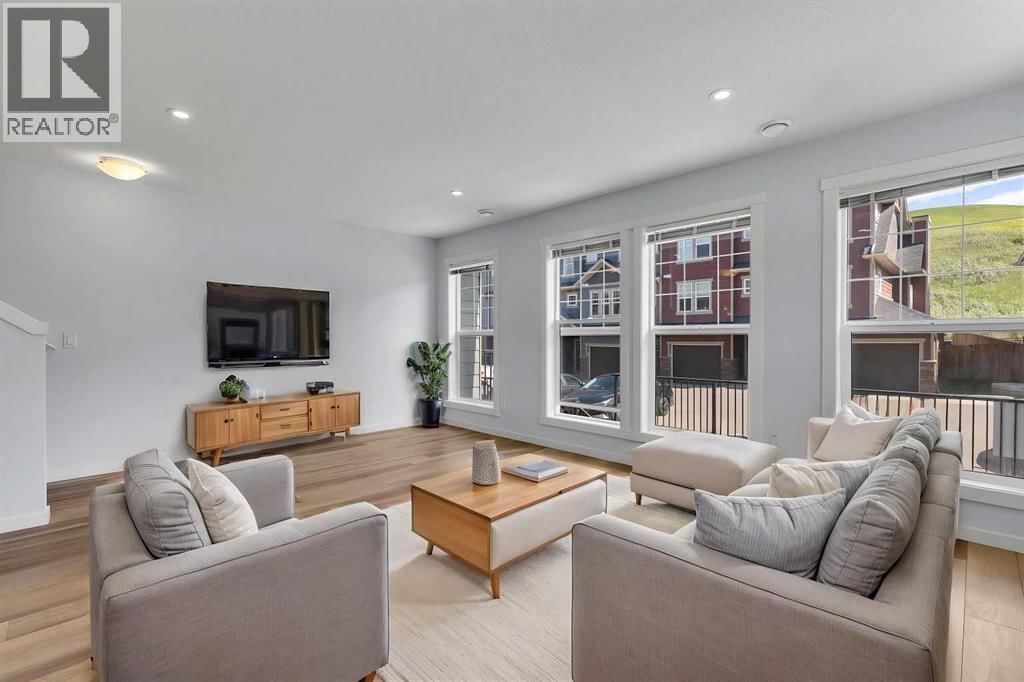 237 Cranbrook Square property photo