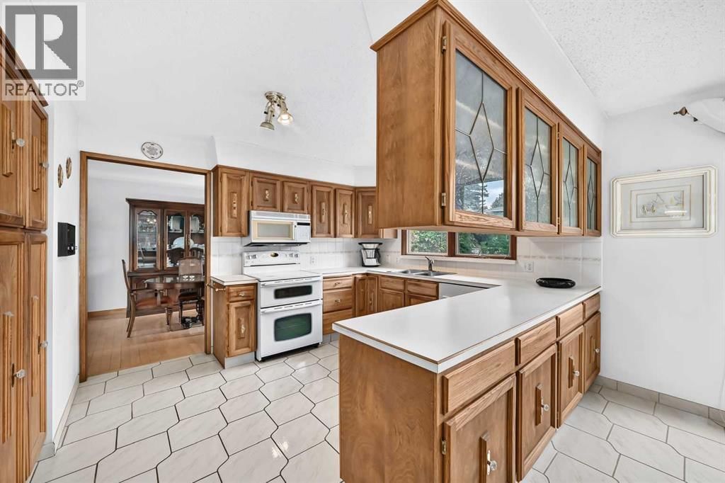 3407 50 Street property photo