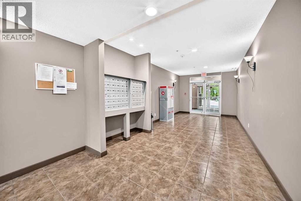 120 Country village Circle property photo