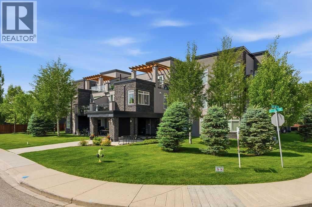 15207 1 Street property photo