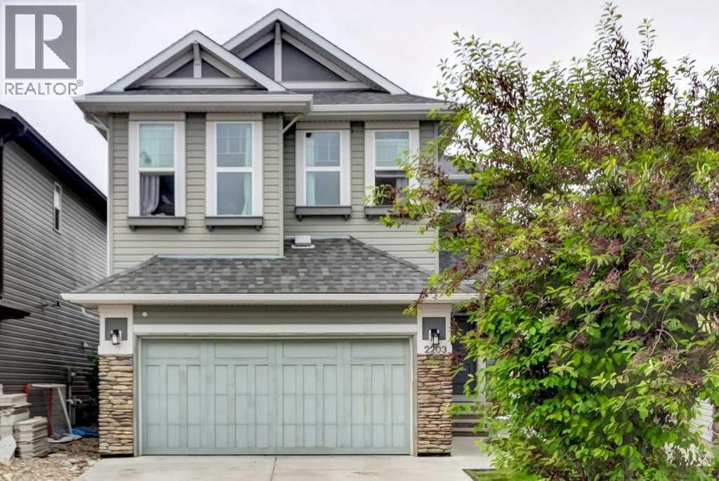 2203 Brightoncrest Common