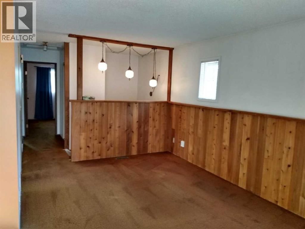100 Doverglen Crescent property photo