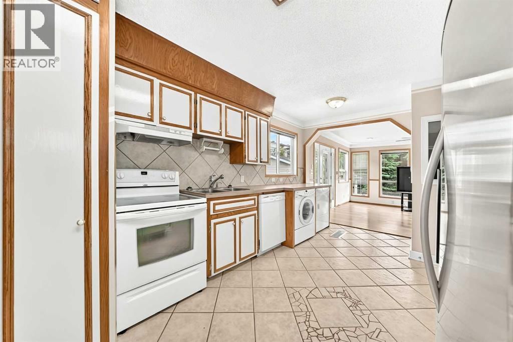 1712 28 Street property photo