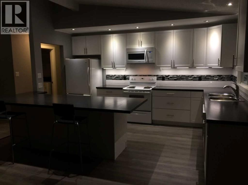 2457 22A Street property photo