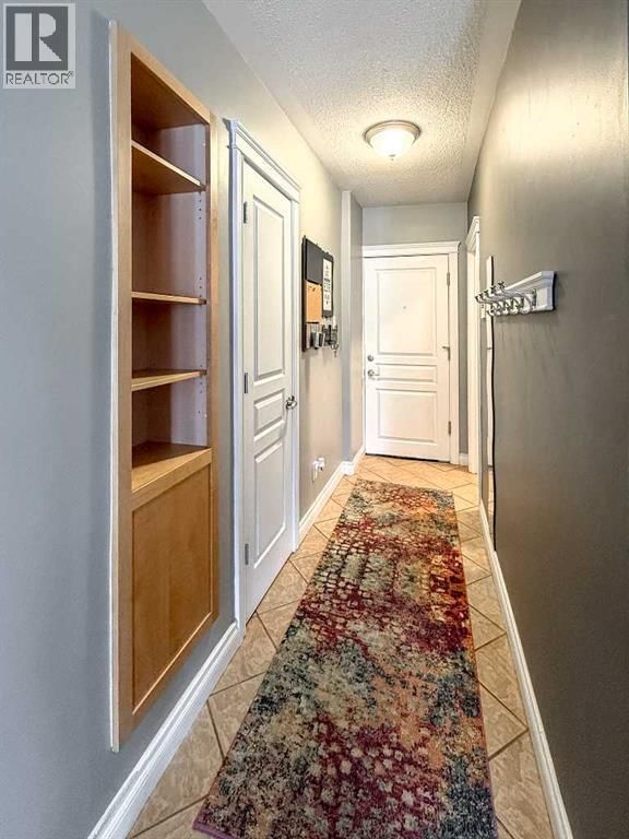 1813 25 Avenue property photo