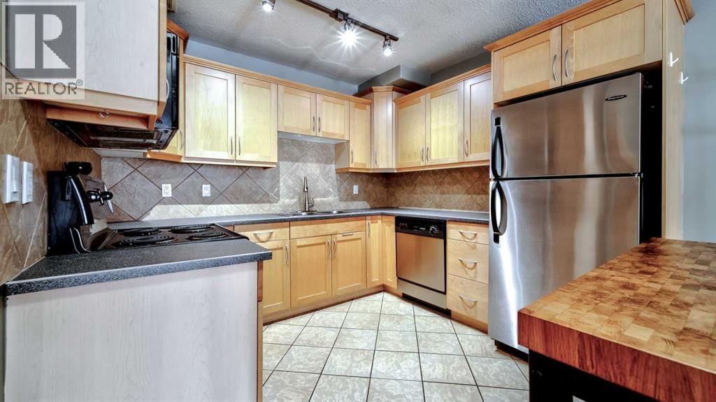 1813 25 Avenue property photo