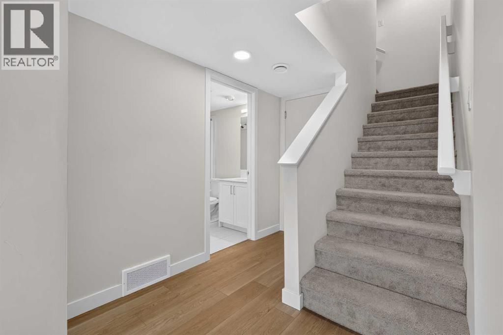 8554 19 Avenue property photo